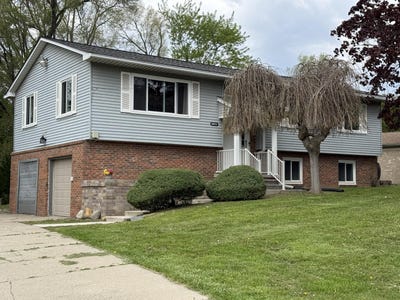 /international/us/24213-broadview-street-farmington-hills-mi-110105343961/