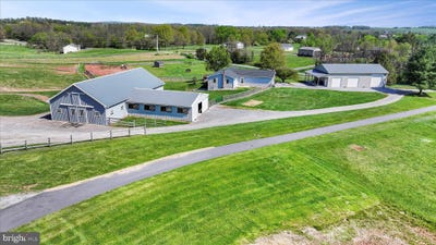 /international/us/145-franklintown-road-dillsburg-pa-110108011715/