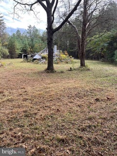 /international/us/14686-dry-bridge-road-ruther-glen-va-110106177396/