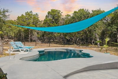 /international/us/192-windmill-way-spring-branch-tx-110119993728/