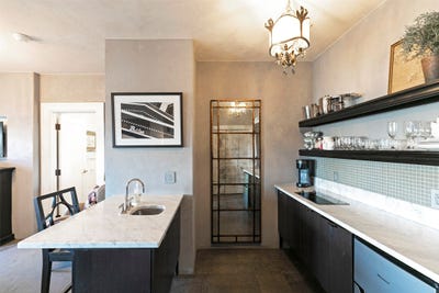/international/us/131-s-higgins-avenue-missoula-mt-110106186749/