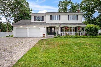 /international/us/12-miller-avenue-shoreham-ny-110109012773/