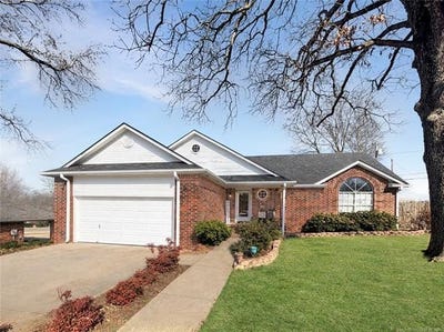 /international/us/117-oakwood-drive-tahlequah-ok-110105508452/