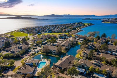 /international/us/145-bayside-ct-richmond-ca-110108073065/