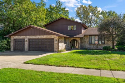 /international/us/4519-149th-street-midlothian-il-110120514352/