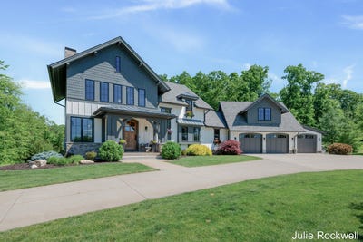 /international/us/8279-revado-hills-court-ada-mi-110108890906/
