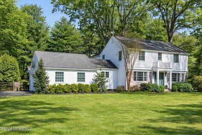 /international/us/19-laurelwood-drive-little-silver-nj-110106786928/