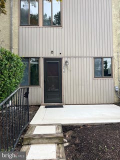 /international/us/4610-acton-court-bensalem-pa-110106815939/