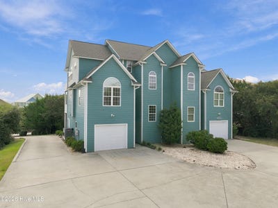 /international/us/9936-louise-howard-court-emerald-isle-nc-110120041403/