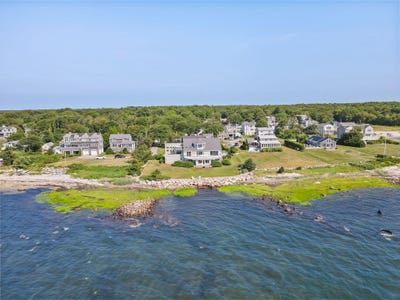 /international/us/7-anawan-road-mattapoisett-ma-110101221247/