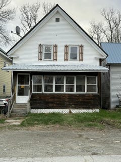 /international/us/136-washington-street-pittsfield-me-110107553582/
