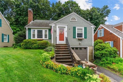 /international/us/13-welcome-road-smithfield-ri-110100811034/