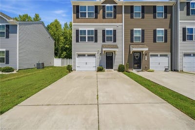 /international/us/2048-petersen-way-suffolk-va-110108611944/