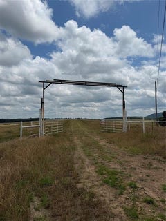 /international/us/mccurtain-ok-110108657156/
