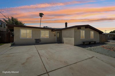 /international/us/1217-holly-ave-imperial-beach-ca-110107938939/