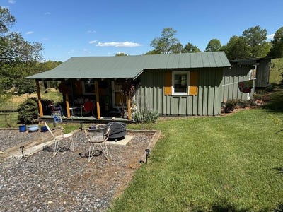 /international/us/1523-cox-s-chapel-mouth-of-wilson-va-110107717734/