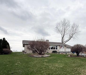 /international/us/5586-wendzel-drive-coloma-mi-110106929415/