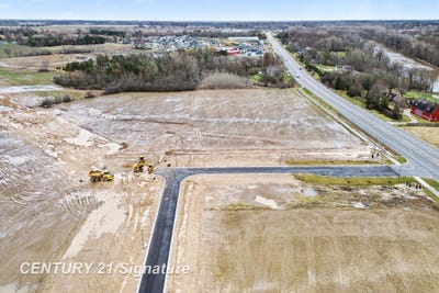 /international/us/maverick-drive-lot-b-freeland-mi-110107229364/