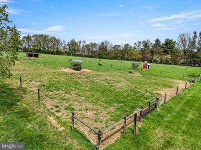 /international/us/1725-goosetown-road-coatesville-pa-110107157674/