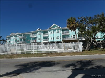 /international/us/502-main-street-horseshoe-beach-fl-110107630130/
