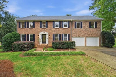 /international/us/1828-chondra-drive-marietta-ga-110120425119/