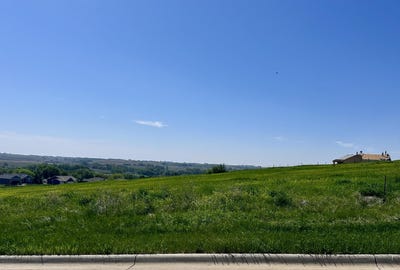 /international/us/titan-road-lot-9-hinton-ia-110099493008/
