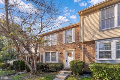 /international/us/4631-brentleigh-court-annandale-va-110110233848/