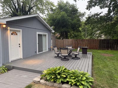/international/us/5726-paw-paw-lake-road-coloma-mi-110110368038/