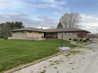 /international/us/8700-w-county-road-600-s-daleville-in-110107805930/
