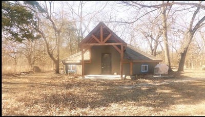 /international/us/5-9-walnut-drive-mound-city-ks-110105085092/