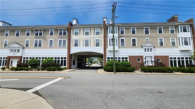 /international/us/38-hope-street-east-lyme-ct-110108415699/