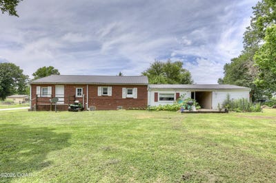 /international/us/19718-state-line-avenue-asbury-mo-110108964377/