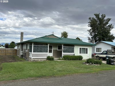/international/us/120-valley-st-halfway-or-110101100139/