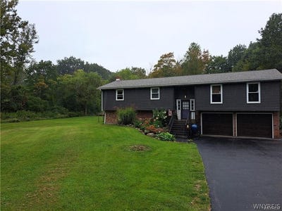 /international/us/170-creek-road-east-aurora-ny-110108957779/