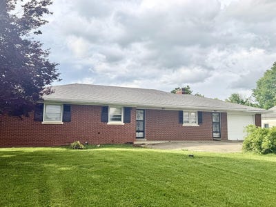/international/us/2544-curtis-pike-richmond-ky-110108389496/