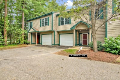 /international/us/8-deborah-lane-dover-nh-110104938856/
