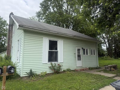/international/us/2627-chase-street-anderson-in-110108444320/