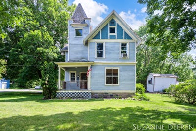 /international/us/409-w-bridge-street-lyons-mi-110100332911/