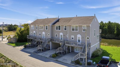 /international/us/5-southwinds-drive-little-egg-harbor-nj-110120414442/