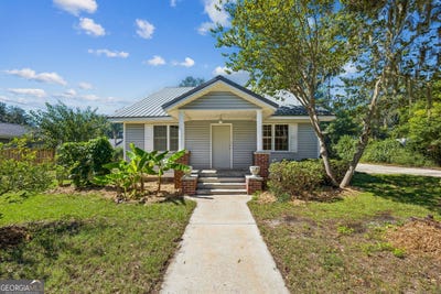 /international/us/238-s-east-street-kingsland-ga-110120563464/