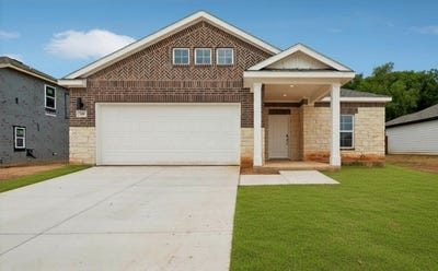 /international/us/359-declan-street-springtown-tx-110104627120/