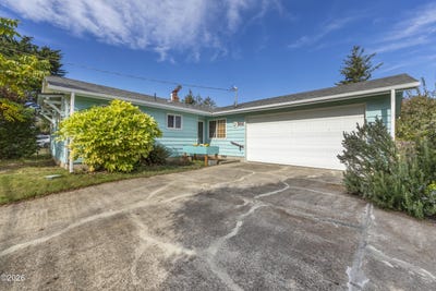 /international/us/363-ne-8th-street-newport-or-110120714970/