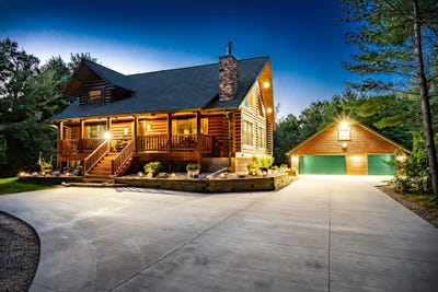 /international/us/w5954-n-lake-drive-new-lisbon-wi-110102159343/
