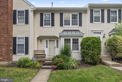 /international/us/65-liberty-drive-langhorne-pa-110100869112/