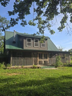 /international/us/7011-county-road-429-ava-mo-110100446617/