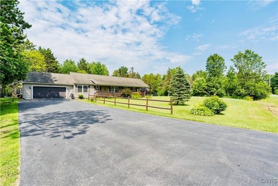 /international/us/20207-reasoner-road-brownville-ny-110101040844/?lang=en
