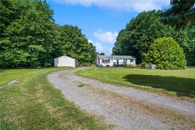 /international/us/1590-carmen-road-somerset-ny-110101333026/?lang=en