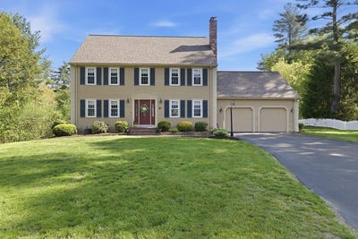 /international/us/30-princess-pine-circle-taunton-ma-110108345198/