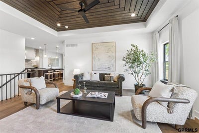/international/us/18104-cooper-street-gretna-ne-110107989391/