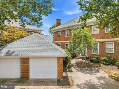 /international/us/1352-ramseur-lane-winchester-va-110109182570/